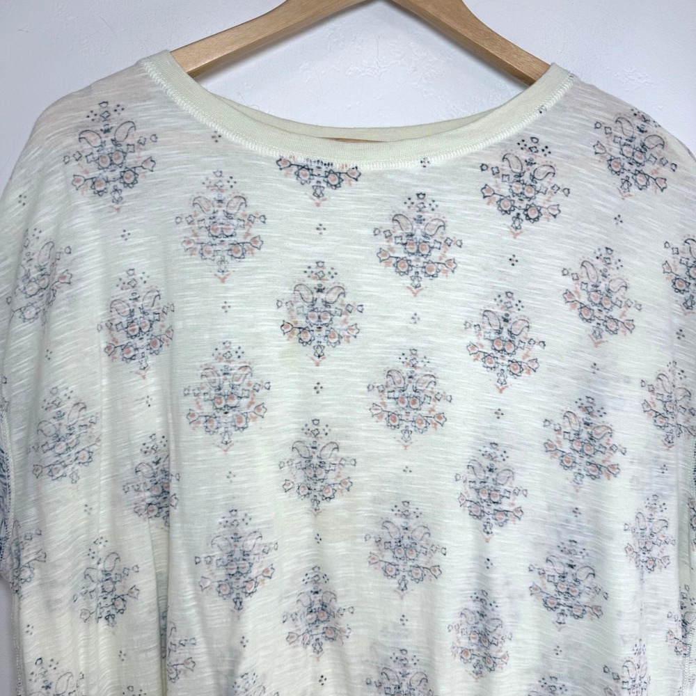 We The Free Tee Boxy Oversized T Shirt Cream Paisley Print Boho Slub Knit Small - Picture 3 of 12